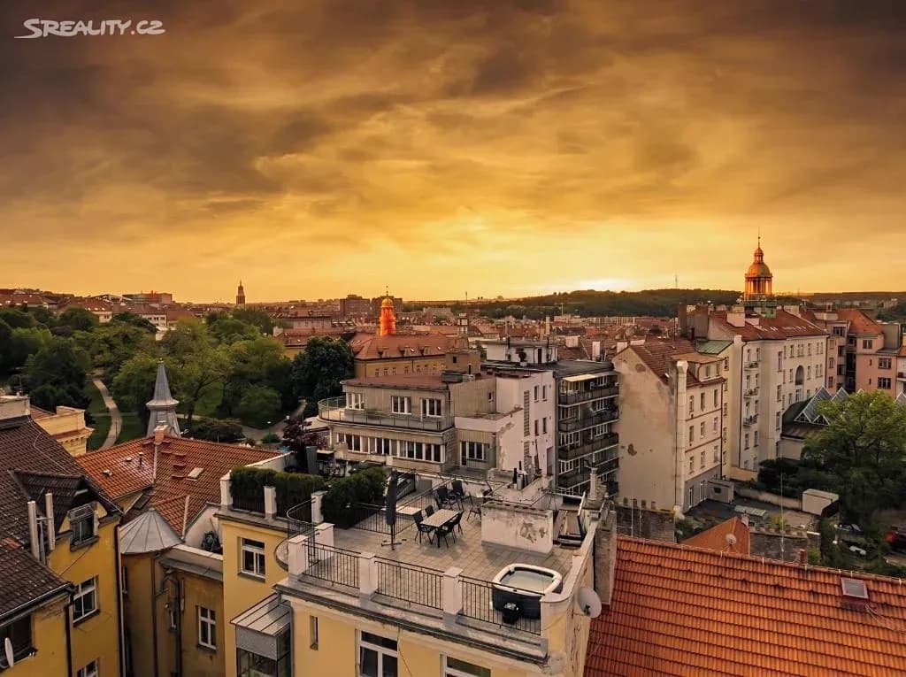 Pronájem bytu 145 m², Košická, Praha, Praha Pronájem bytu 145 m², Košická, Praha, Praha