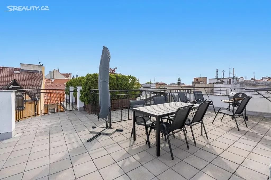 Pronájem bytu 145 m², Košická, Praha, Praha Pronájem bytu 145 m², Košická, Praha, Praha