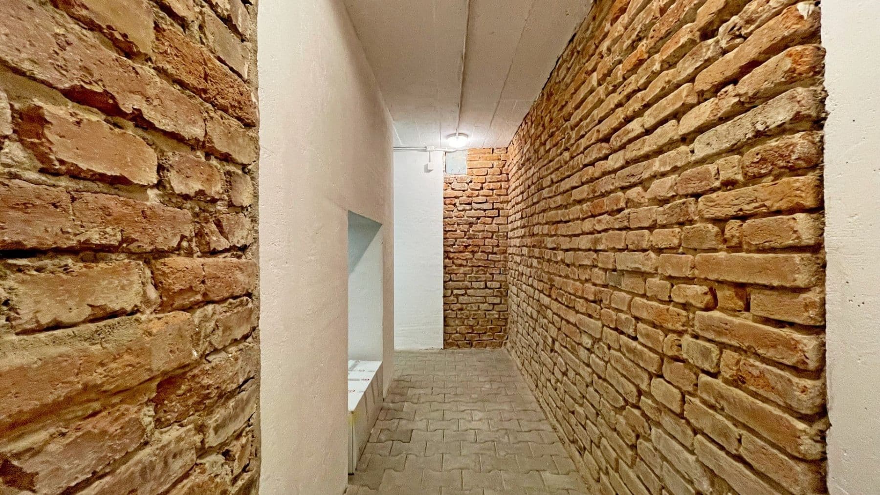 Prodej bytu 2+kk 42 m², Sokolovská, Praha, Praha Prodej bytu 2+kk 42 m², Sokolovská, Praha, Praha