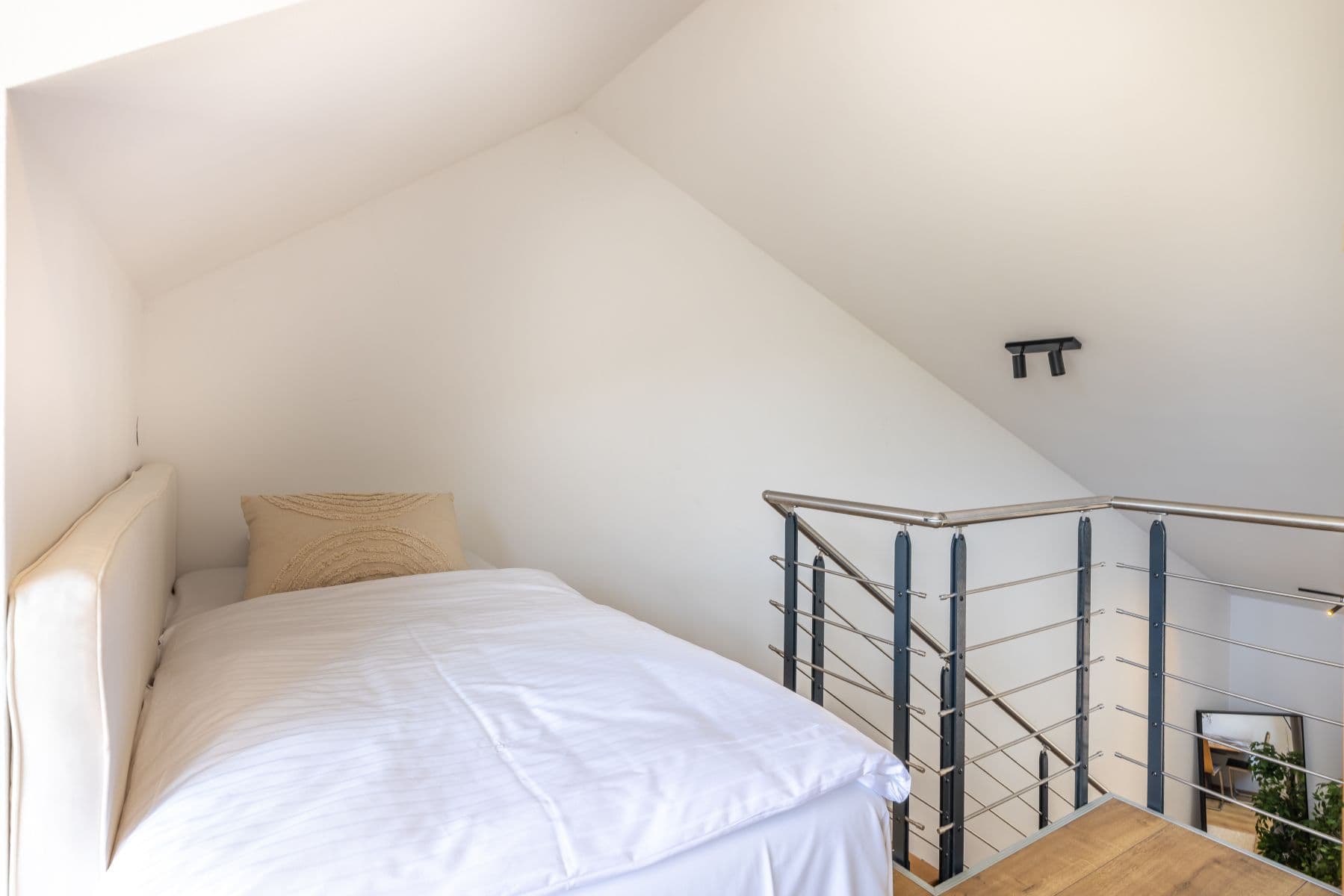 Pronájem bytu 98 m², Hostivítova, Praha, Praha Pronájem bytu 98 m², Hostivítova, Praha, Praha