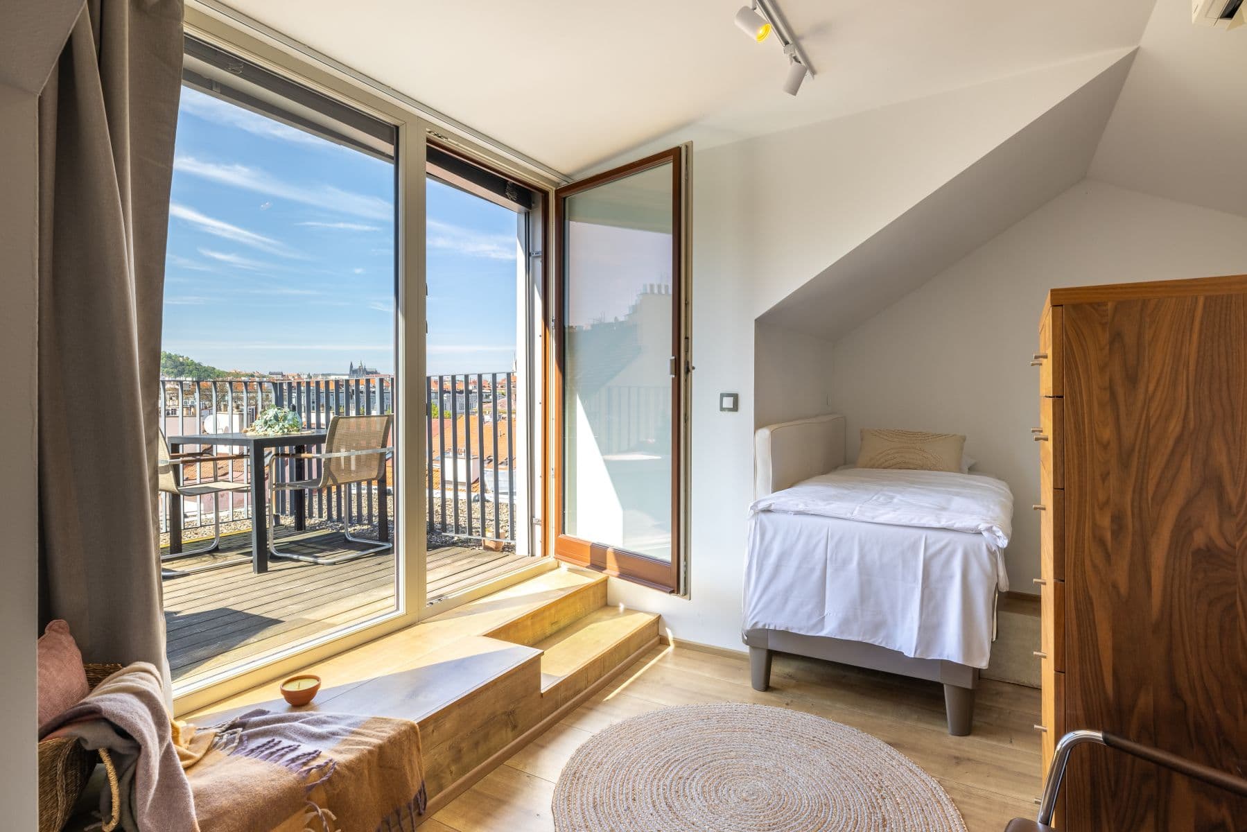 Pronájem bytu 98 m², Hostivítova, Praha, Praha Pronájem bytu 98 m², Hostivítova, Praha, Praha