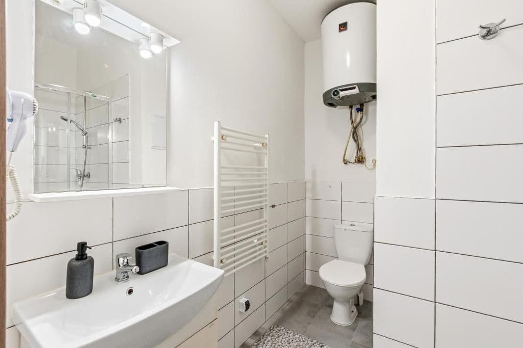 Pronájem bytu 2+1 83 m², Jeronýmova, Praha, Praha Pronájem bytu 2+1 83 m², Jeronýmova, Praha, Praha