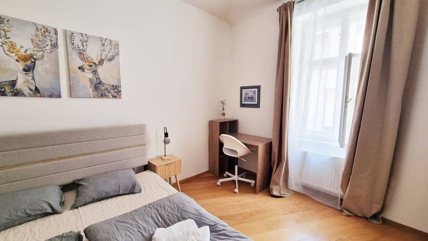 Pronájem bytu 3+1 74 m², Na Neklance, Praha, Praha Pronájem bytu 3+1 74 m², Na Neklance, Praha, Praha