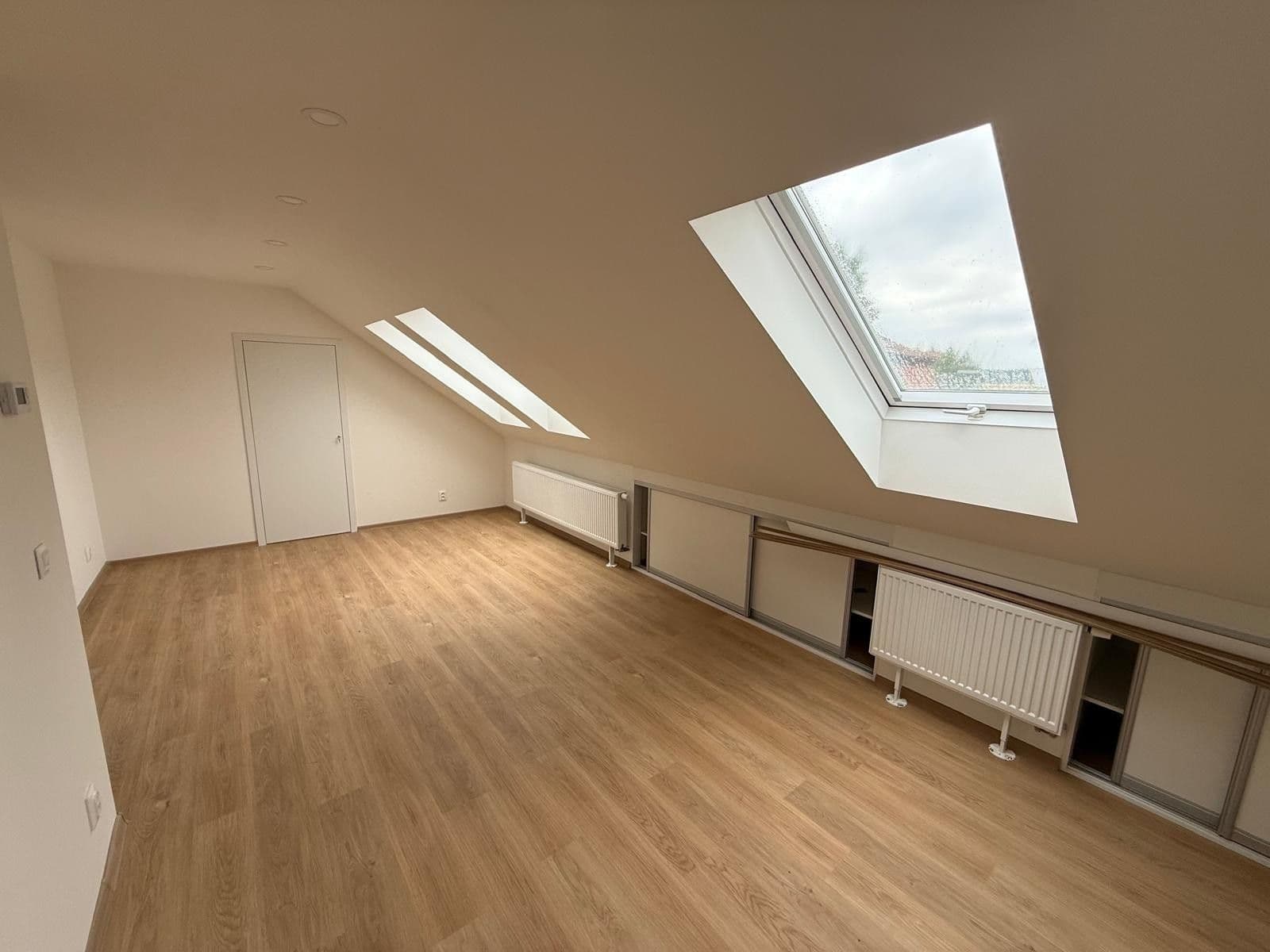 Pronájem bytu 2+kk 42 m², Měšice, Středočeský kraj Pronájem bytu 2+kk 42 m², Měšice, Středočeský kraj
