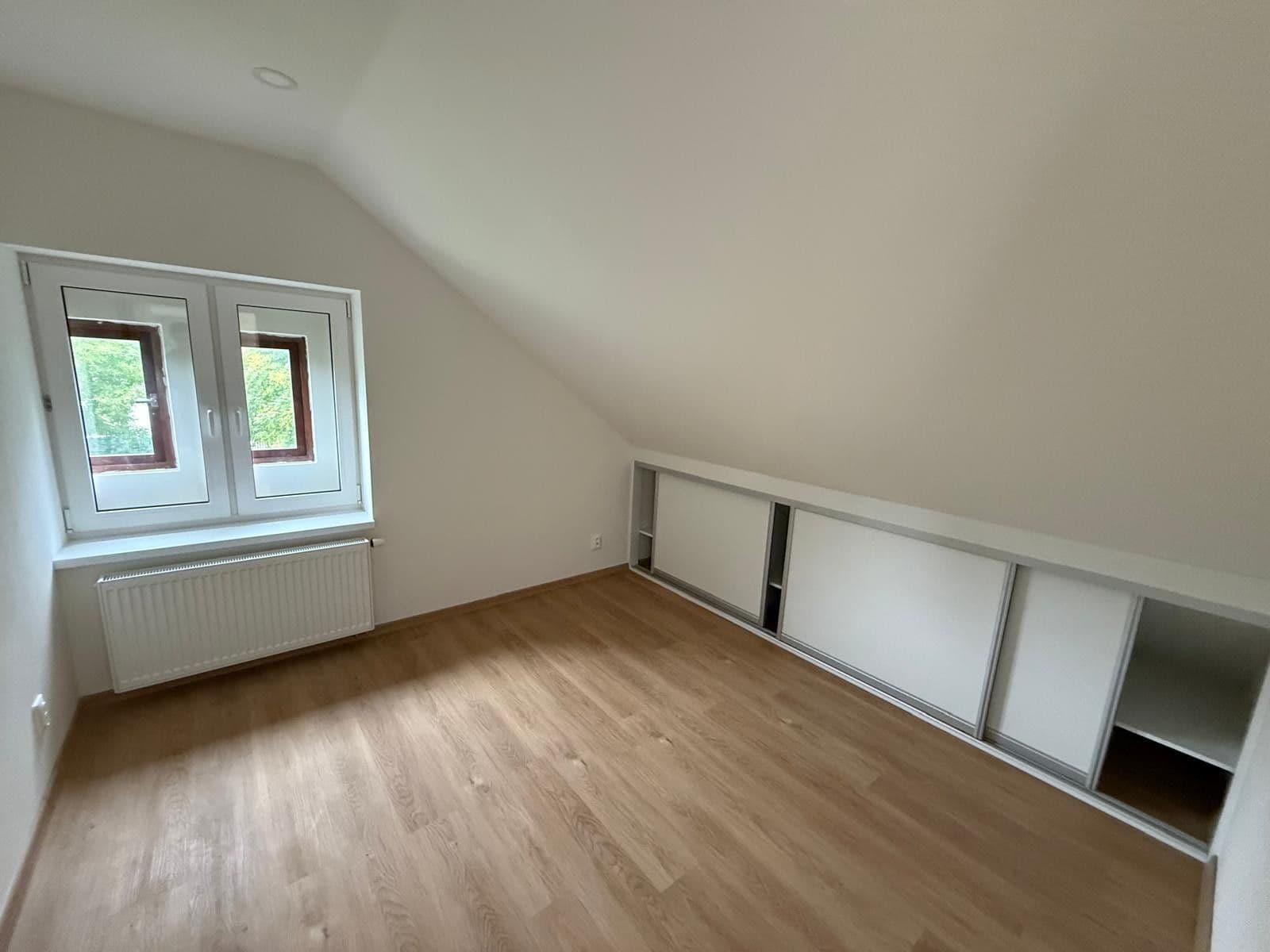 Pronájem bytu 2+kk 42 m², Měšice, Středočeský kraj Pronájem bytu 2+kk 42 m², Měšice, Středočeský kraj