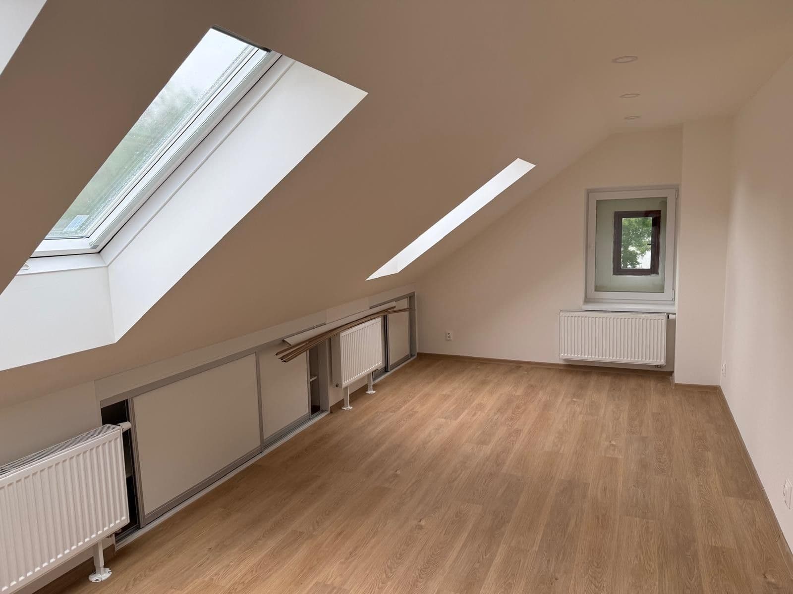 Pronájem bytu 2+kk 42 m², Měšice, Středočeský kraj Pronájem bytu 2+kk 42 m², Měšice, Středočeský kraj