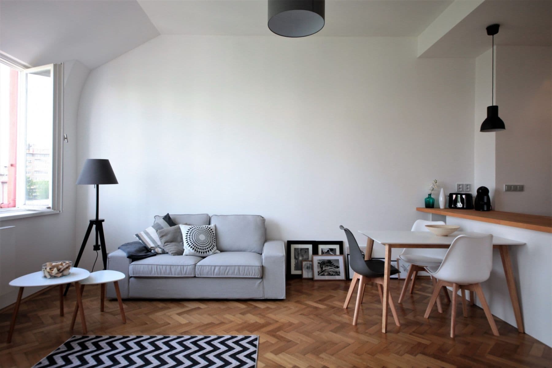 Pronájem bytu 2+kk 60 m², Moskevská, Praha, Praha Pronájem bytu 2+kk 60 m², Moskevská, Praha, Praha