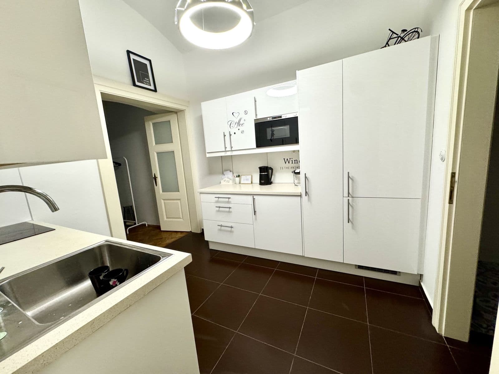 Pronájem bytu 90 m², Navrátilova, Praha, Praha Pronájem bytu 90 m², Navrátilova, Praha, Praha