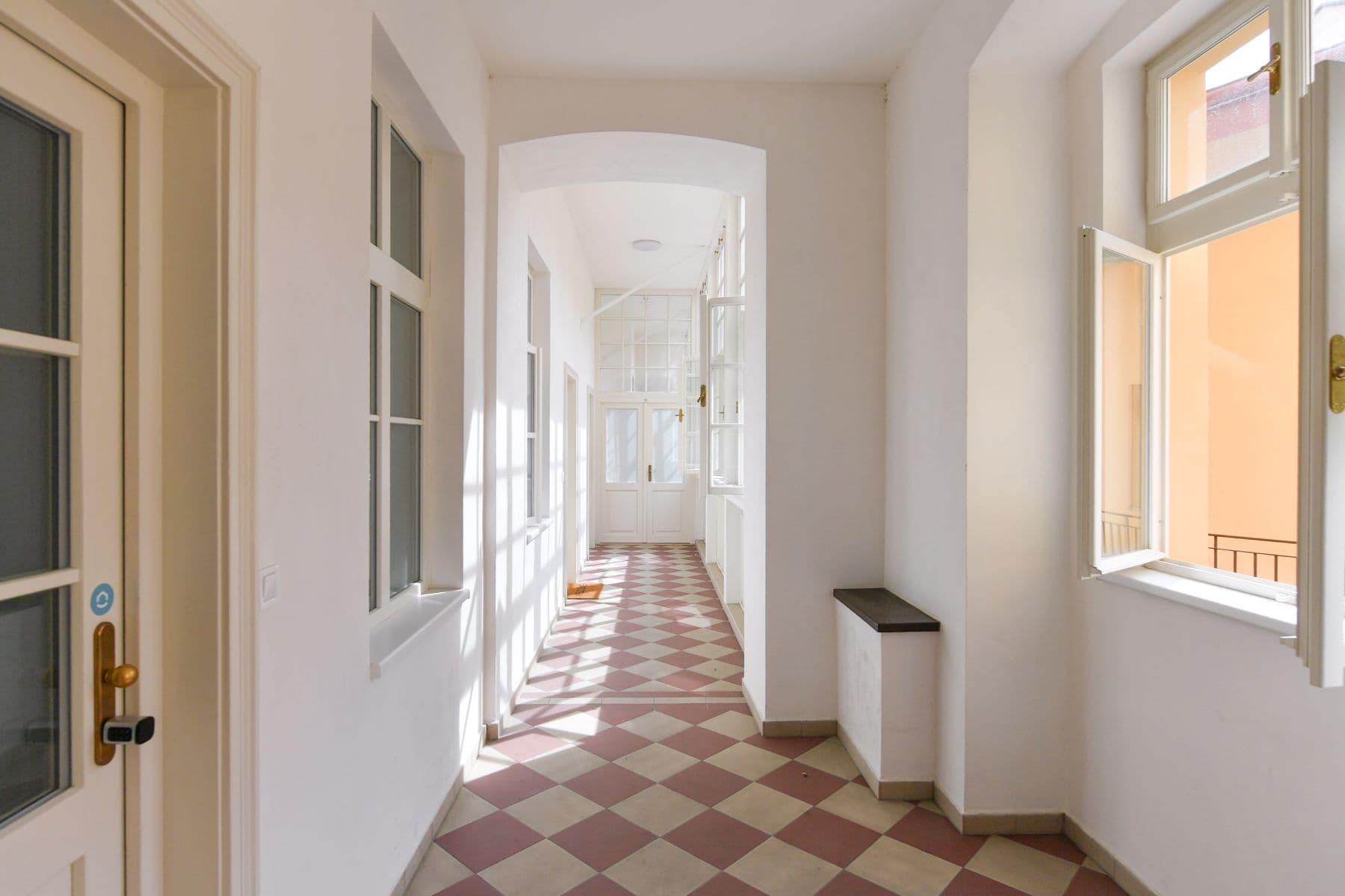 Pronájem bytu 72 m², Žitná, Praha, Praha Pronájem bytu 72 m², Žitná, Praha, Praha