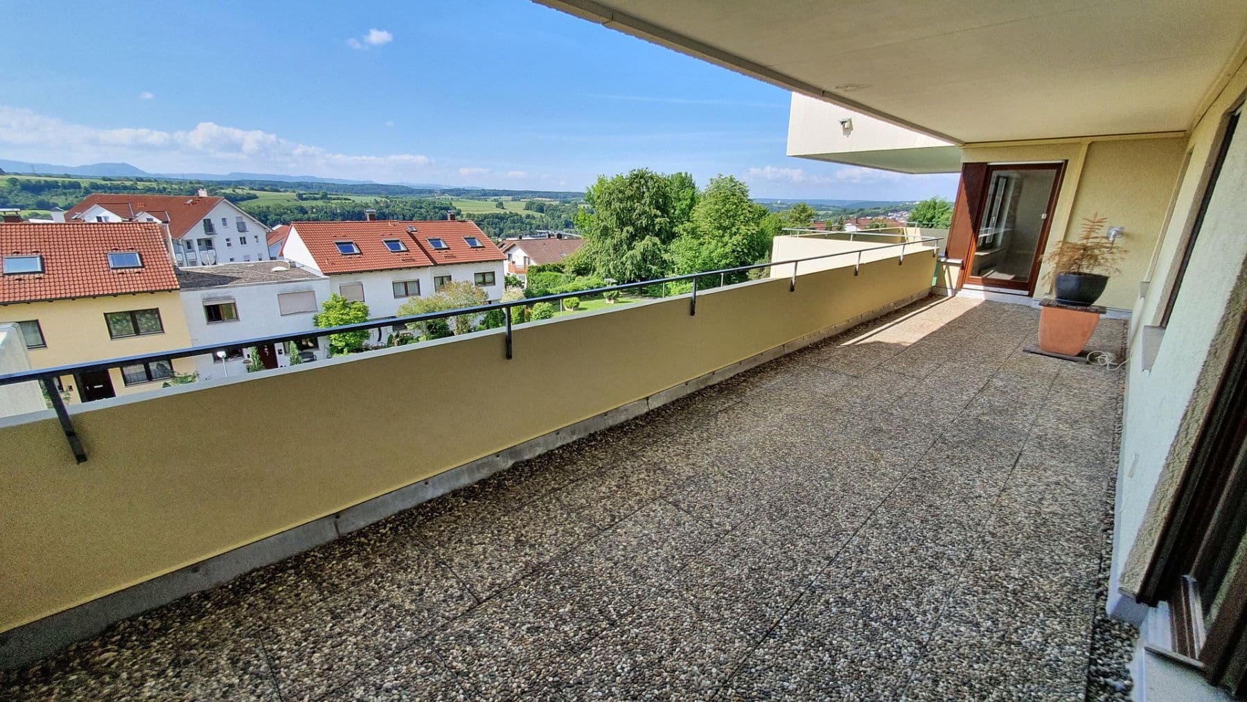 Prodej bytu 4+kk 133 m², Reichenbach an der Fils, Bádensko-Württembersko Prodej bytu 4+kk 133 m², Reichenbach an der Fils, Bádensko-Württembersko