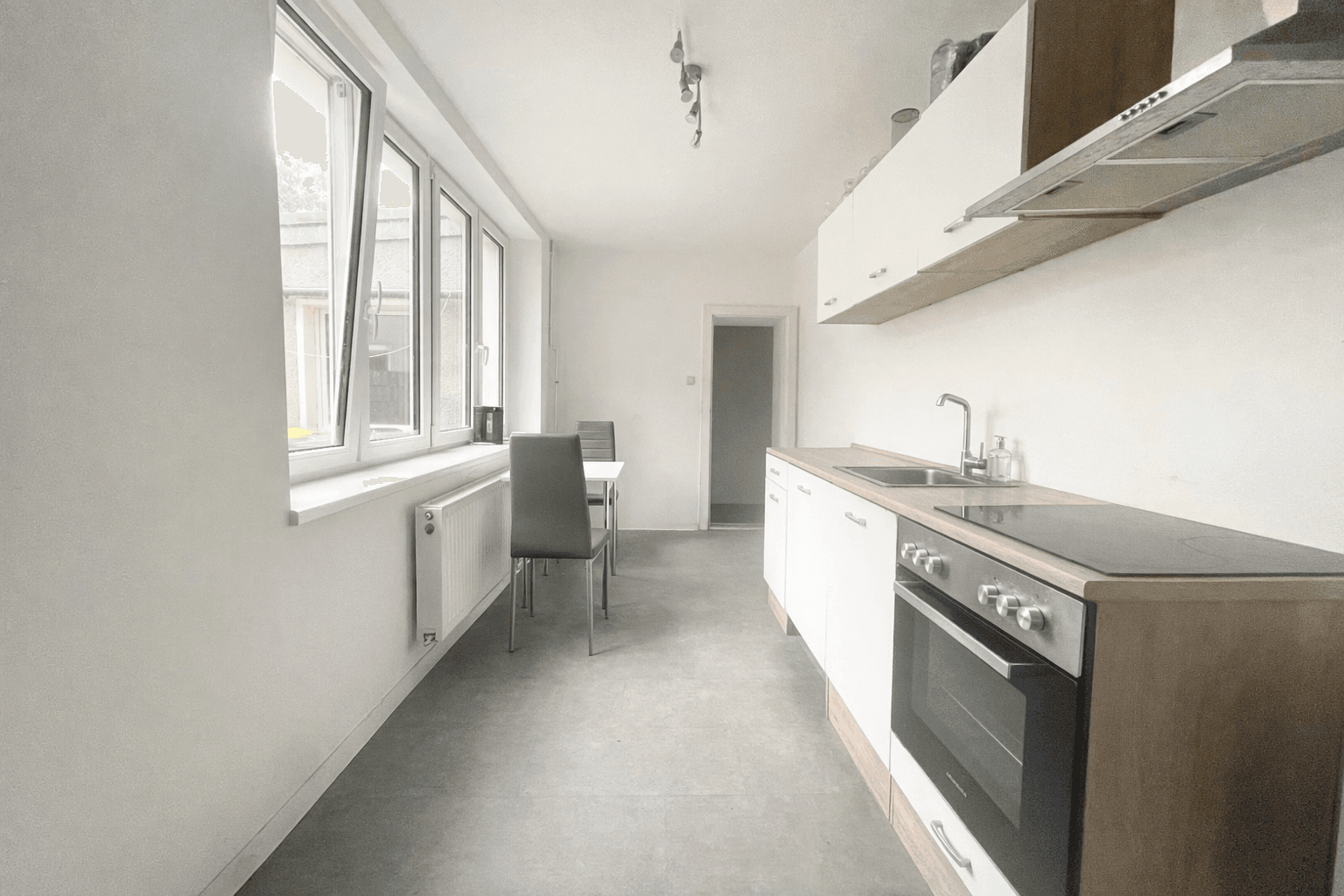 Prodej bytu 5+1 160 m², Eilenburger Straße 29, Taucha, Sasko Prodej bytu 5+1 160 m², Eilenburger Straße 29, Taucha, Sasko