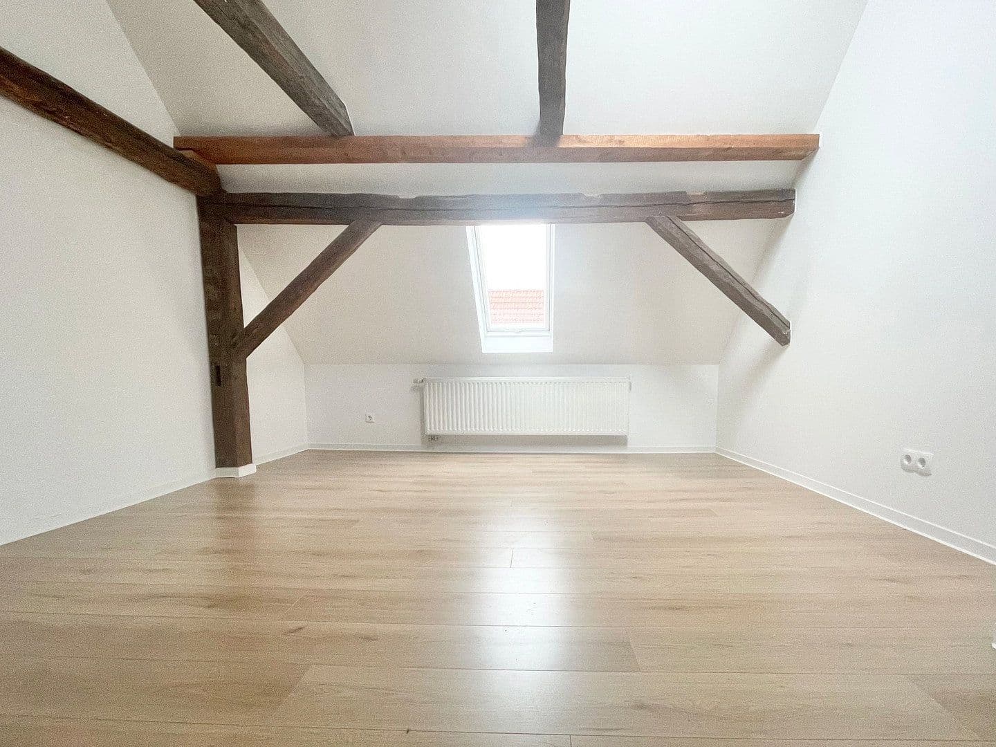 Prodej bytu 5+1 160 m², Eilenburger Straße 29, Taucha, Sasko Prodej bytu 5+1 160 m², Eilenburger Straße 29, Taucha, Sasko
