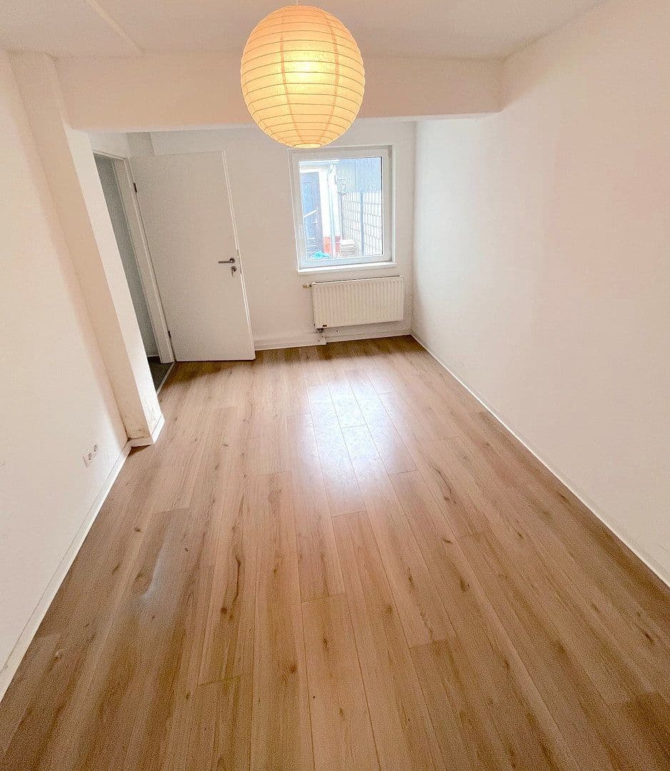 Prodej bytu 5+1 160 m², Eilenburger Straße 29, Taucha, Sasko Prodej bytu 5+1 160 m², Eilenburger Straße 29, Taucha, Sasko