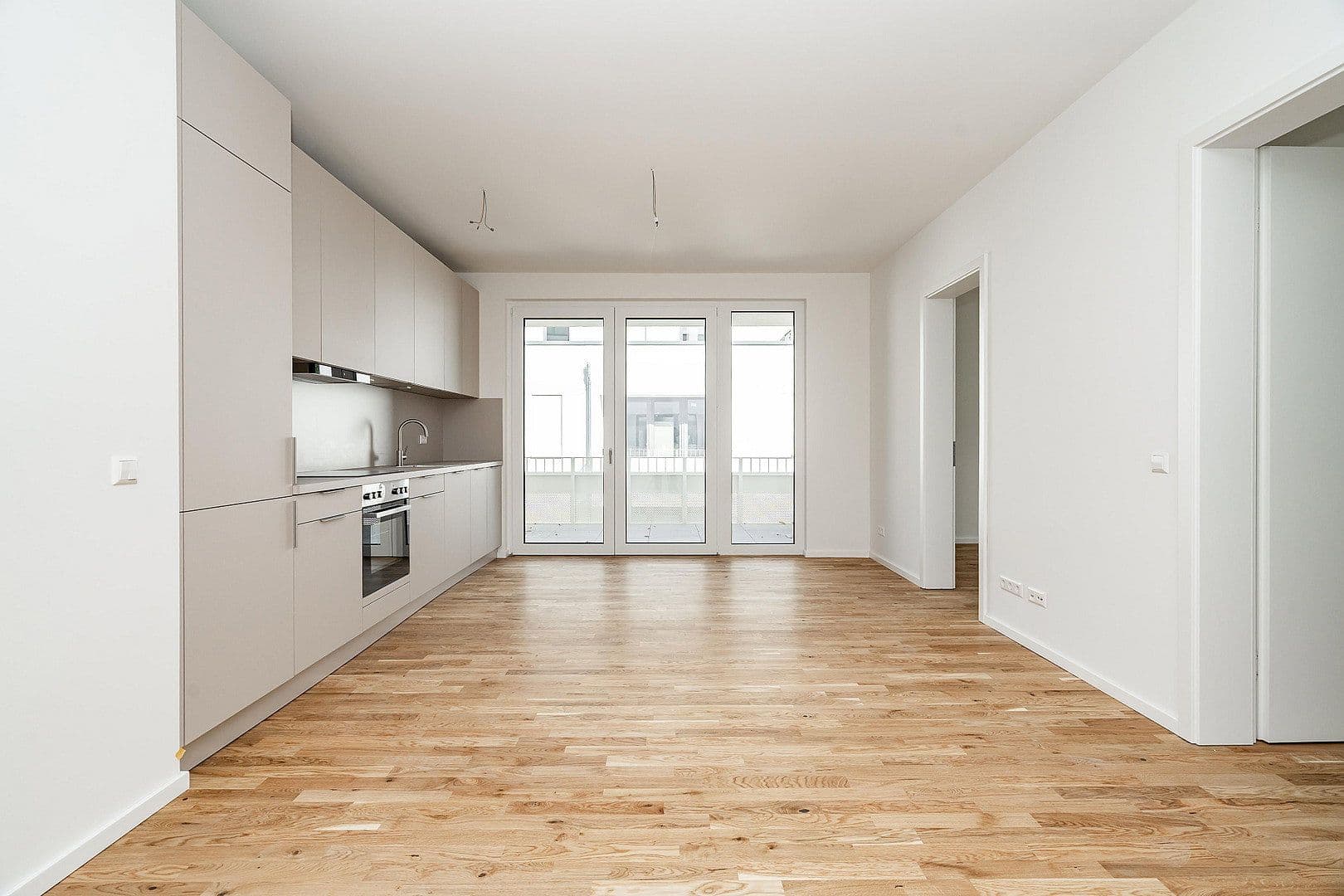 Pronájem bytu 3+1 74 m², Parkstraße 44, Berlin, Berlín Pronájem bytu 3+1 74 m², Parkstraße 44, Berlin, Berlín