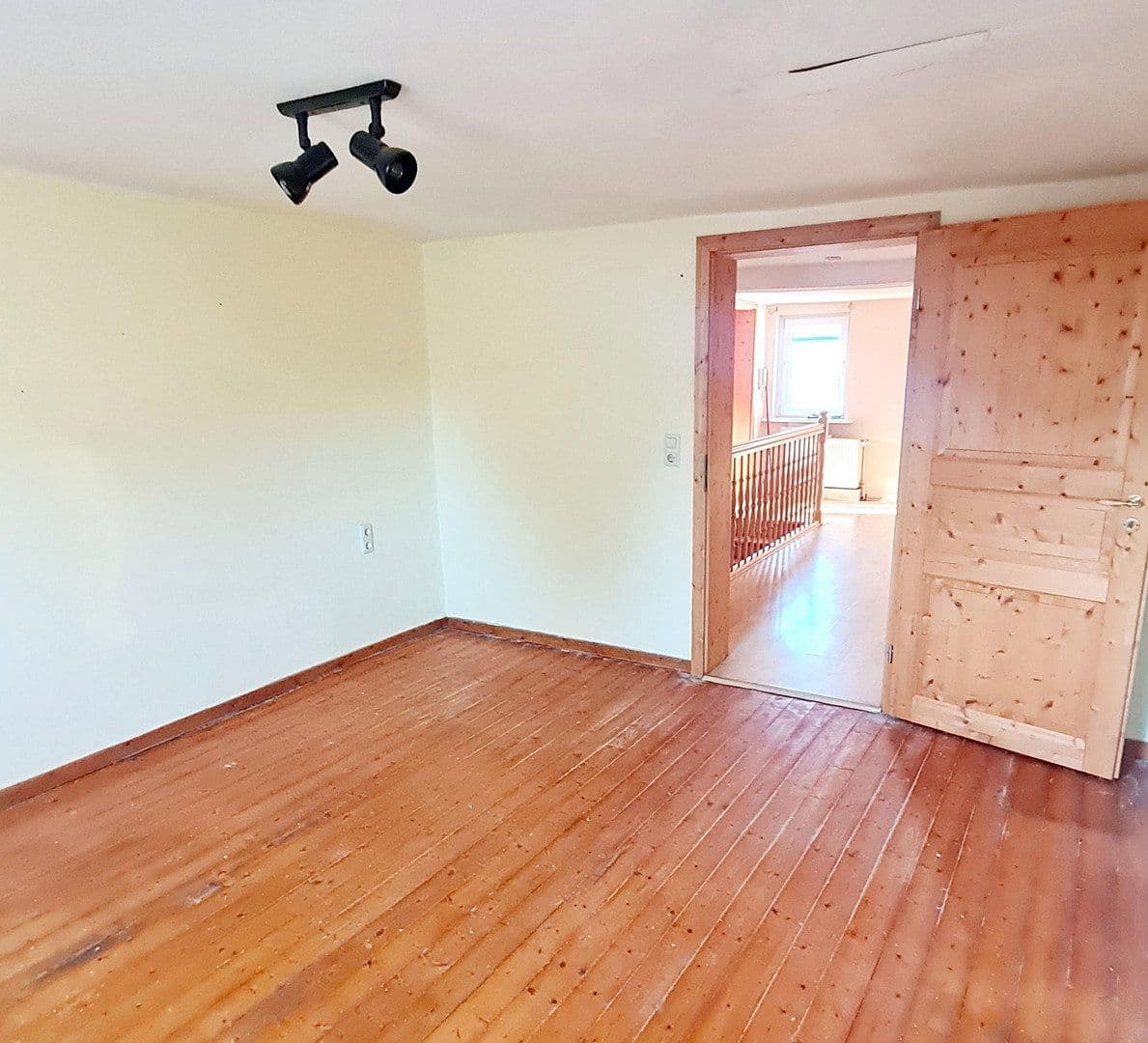 Prodej domu 207 m², pozemek 1.284 m², Trendelburg, Hessen Prodej domu 207 m², pozemek 1.284 m², Trendelburg, Hessen