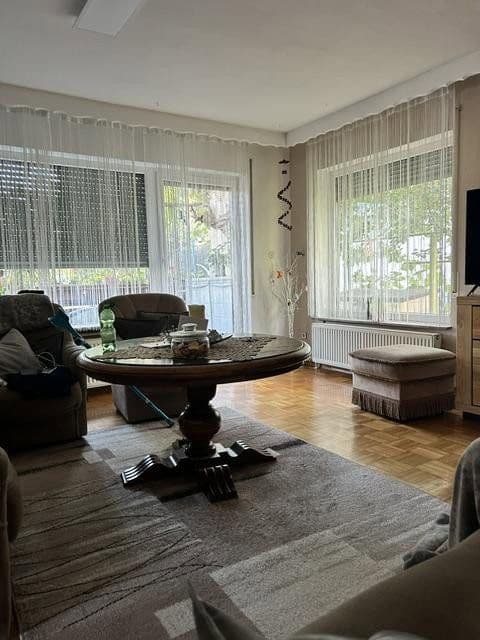 Prodej domu 145 m², pozemek 350 m², Wernau (Neckar), Bádensko-Württembersko Prodej domu 145 m², pozemek 350 m², Wernau (Neckar), Bádensko-Württembersko