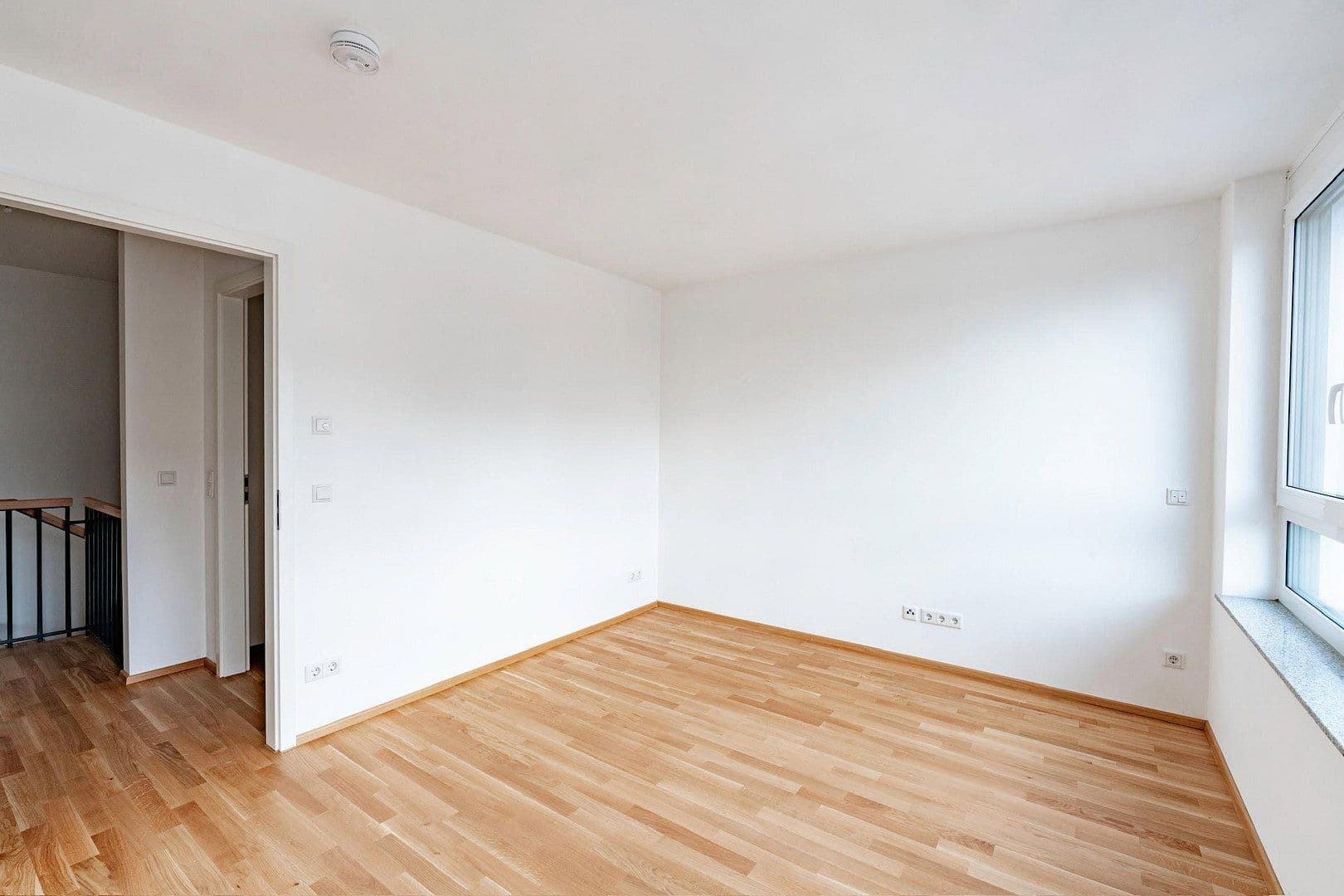 Pronájem bytu 3+kk 93 m², Schanzäckerstraße 56, Nürnberg, Bavorsko Pronájem bytu 3+kk 93 m², Schanzäckerstraße 56, Nürnberg, Bavorsko