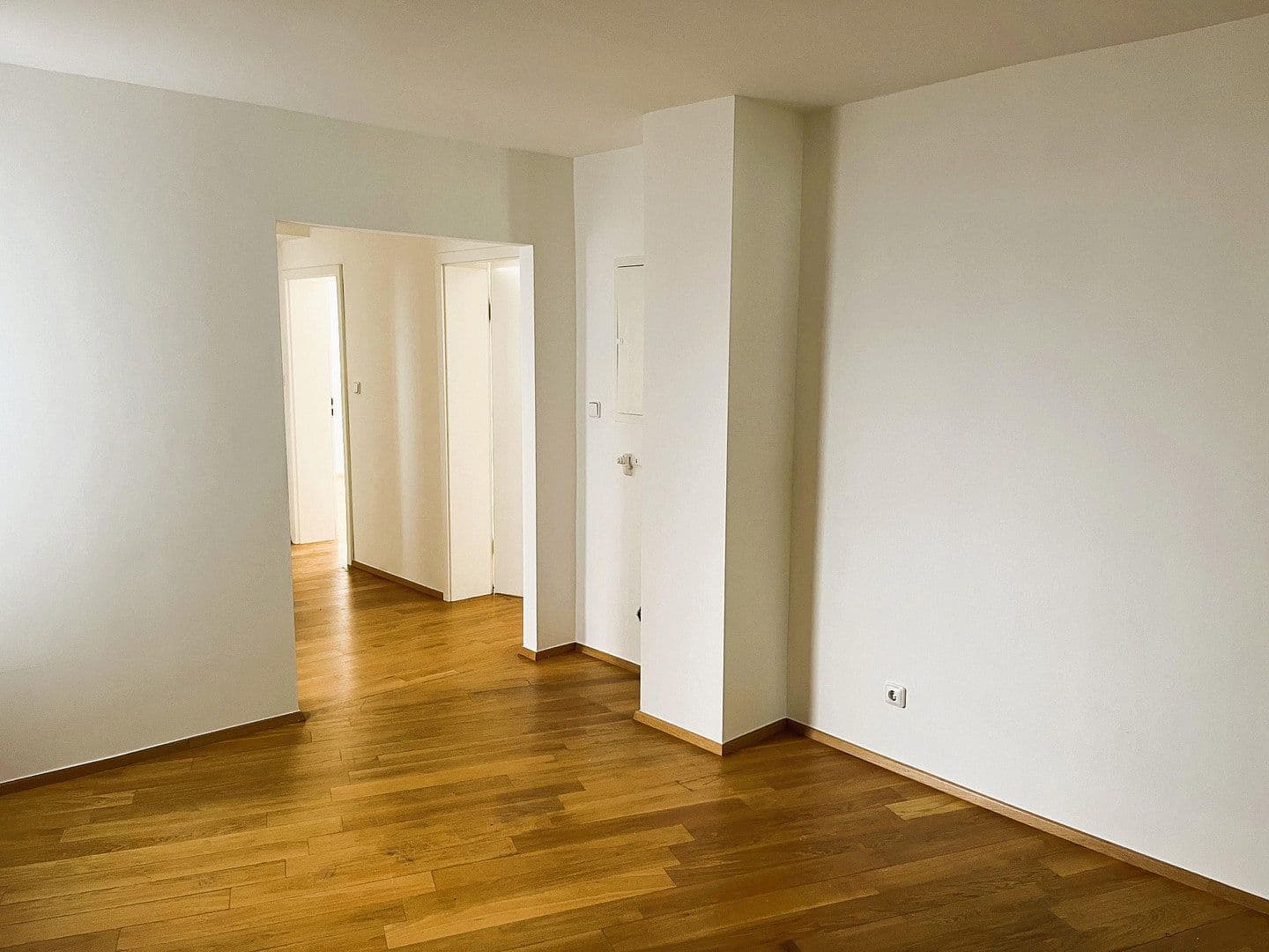 Pronájem kanceláře 124 m², Christophstr. 1, München, Bavorsko Pronájem kanceláře 124 m², Christophstr. 1, München, Bavorsko
