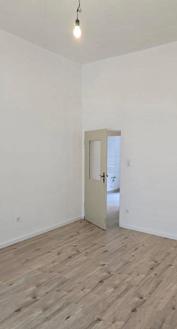 Pronájem bytu 3+1 67 m², Bürgermeister-Fuchs-Straße 24-26, Mannheim, Bádensko-Württembersko Pronájem bytu 3+1 67 m², Bürgermeister-Fuchs-Straße 24-26, Mannheim, Bádensko-Württembersko