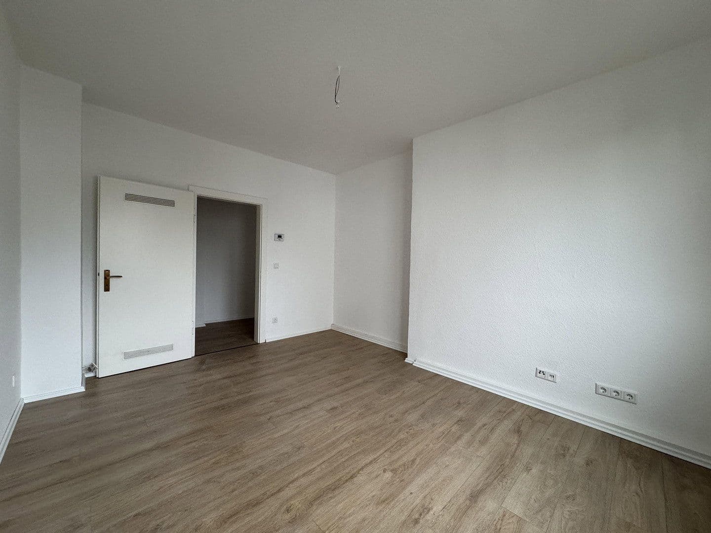 Pronájem bytu 3+1 71 m², Essener Straße 45a, Bochum, Severní Porýní-Vestfálsko Pronájem bytu 3+1 71 m², Essener Straße 45a, Bochum, Severní Porýní-Vestfálsko