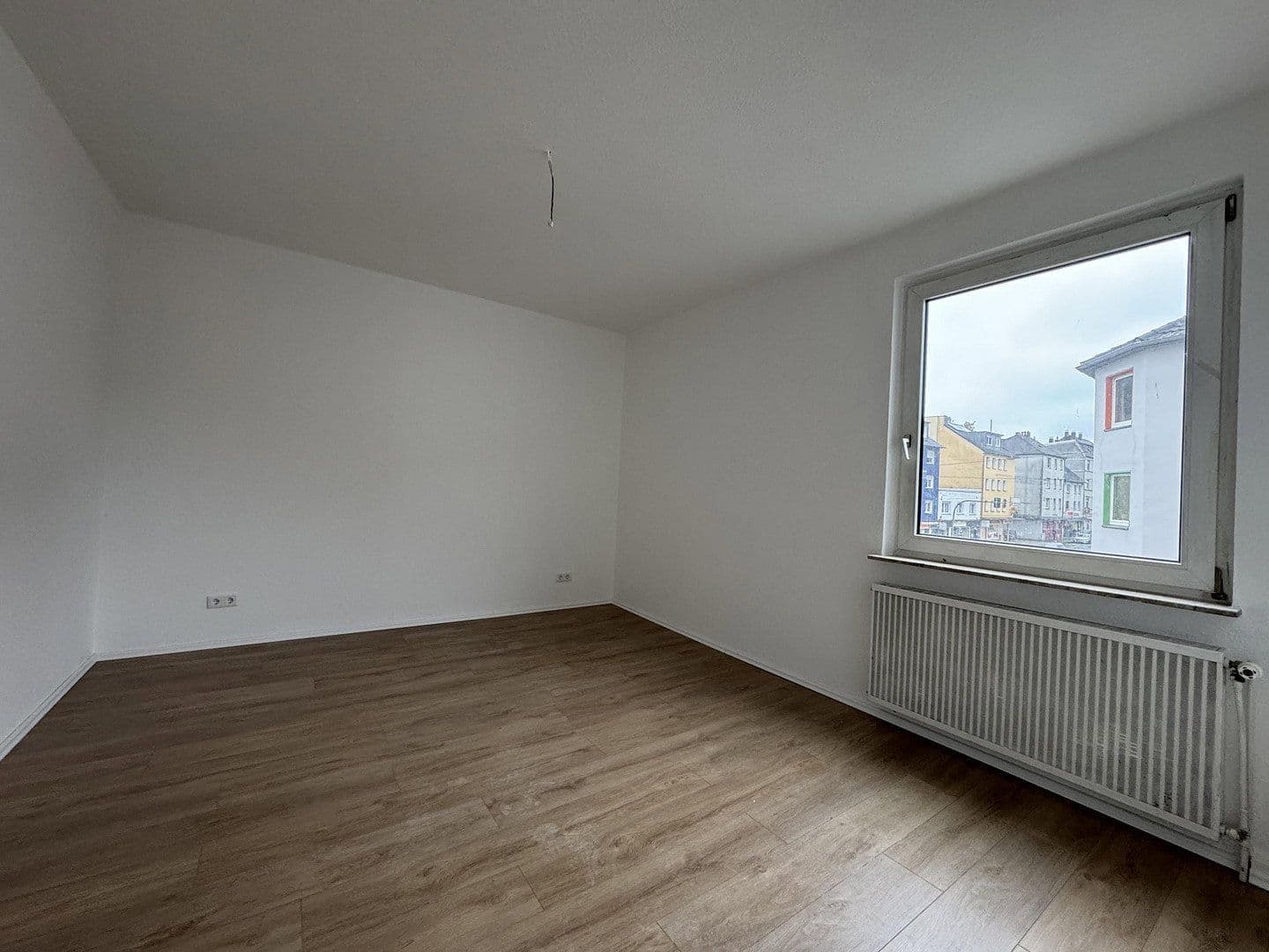 Pronájem bytu 3+1 71 m², Essener Straße 45a, Bochum, Severní Porýní-Vestfálsko Pronájem bytu 3+1 71 m², Essener Straße 45a, Bochum, Severní Porýní-Vestfálsko