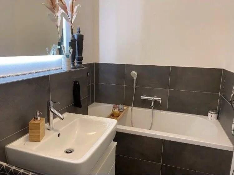 Prodej bytu 4+1 92 m², Neu-Isenburg, Hessen Prodej bytu 4+1 92 m², Neu-Isenburg, Hessen