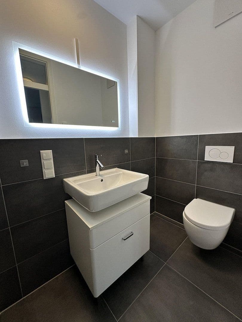 Prodej bytu 4+1 92 m², Neu-Isenburg, Hessen Prodej bytu 4+1 92 m², Neu-Isenburg, Hessen