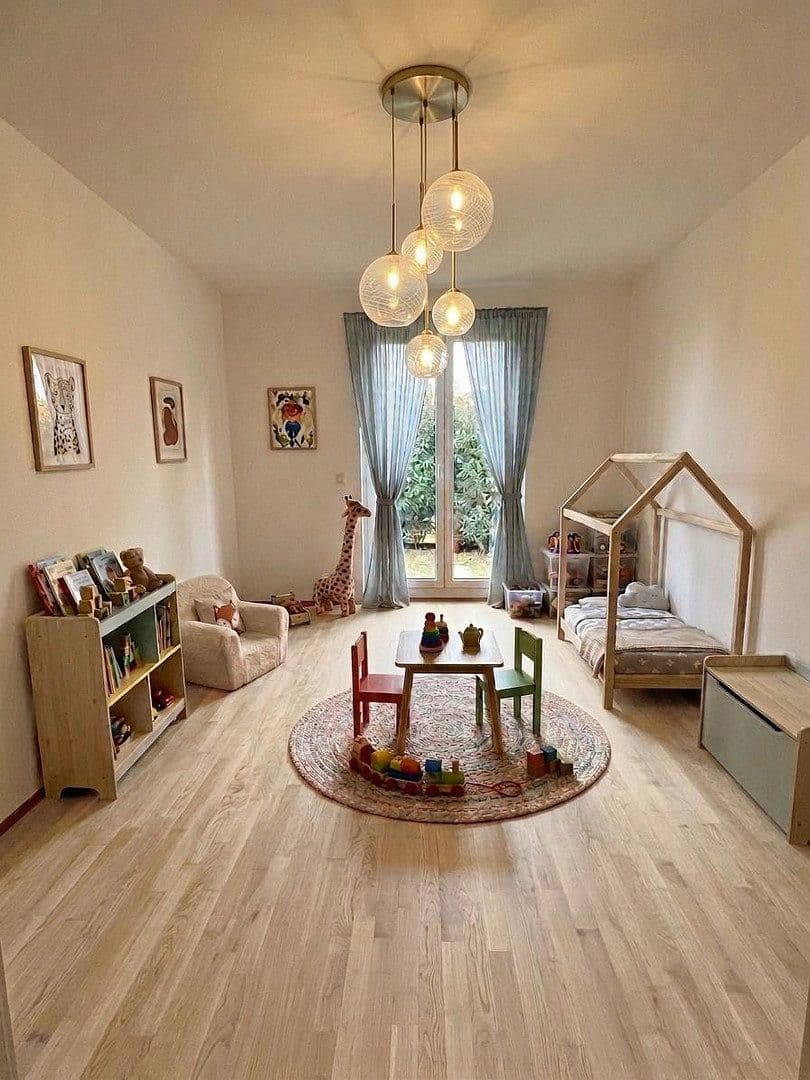 Prodej bytu 4+1 92 m², Neu-Isenburg, Hessen Prodej bytu 4+1 92 m², Neu-Isenburg, Hessen