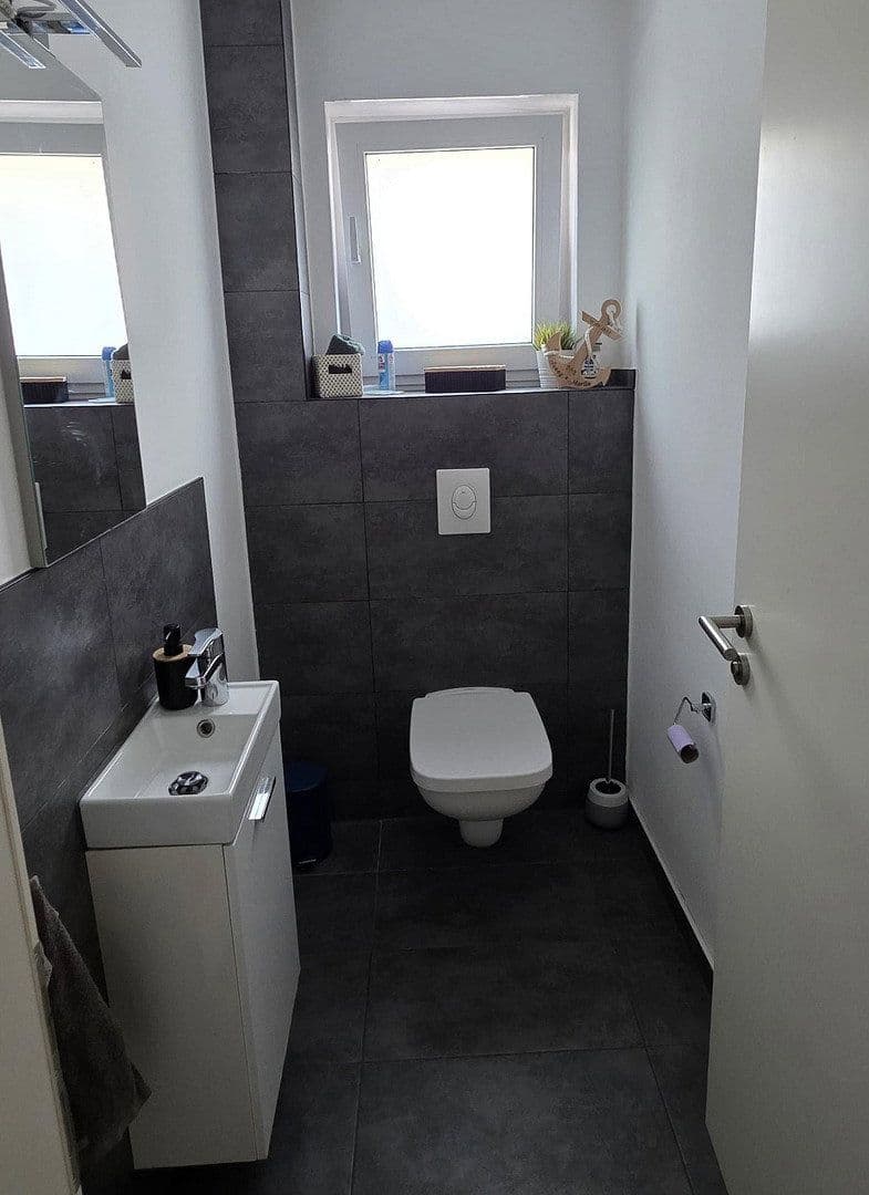 Pronájem bytu 4+1 104 m², Lambertusstr.36, Troisdorf, Severní Porýní-Vestfálsko Pronájem bytu 4+1 104 m², Lambertusstr.36, Troisdorf, Severní Porýní-Vestfálsko