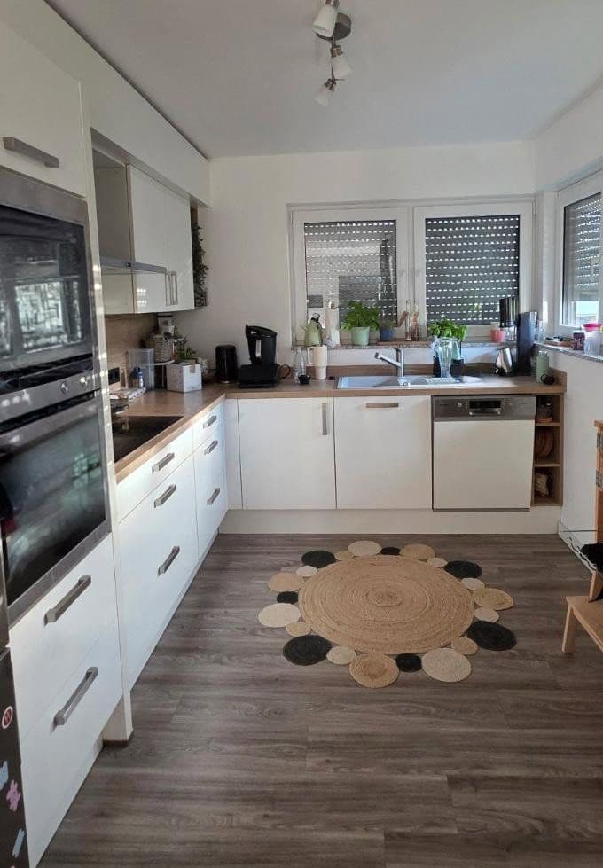 Pronájem bytu 4+1 104 m², Lambertusstr.36, Troisdorf, Severní Porýní-Vestfálsko Pronájem bytu 4+1 104 m², Lambertusstr.36, Troisdorf, Severní Porýní-Vestfálsko