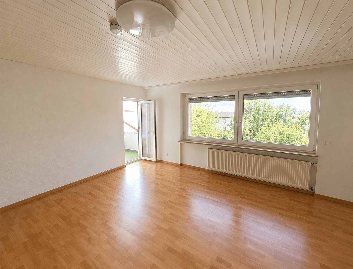 Pronájem bytu 4+1 110 m², Kurze Straße 4, Illingen, Bádensko-Württembersko Pronájem bytu 4+1 110 m², Kurze Straße 4, Illingen, Bádensko-Württembersko