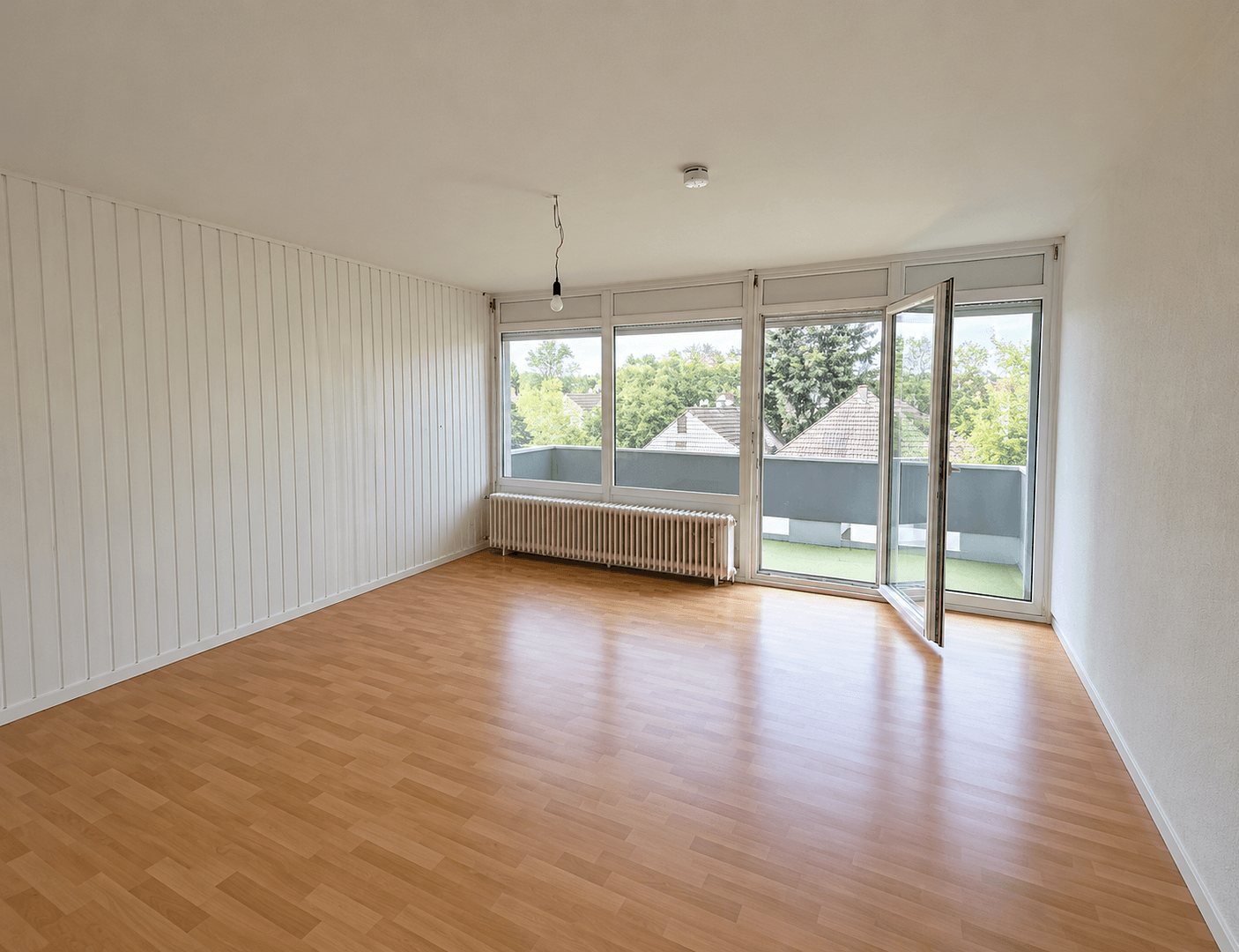 Pronájem bytu 4+1 110 m², Kurze Straße 4, Illingen, Bádensko-Württembersko Pronájem bytu 4+1 110 m², Kurze Straße 4, Illingen, Bádensko-Württembersko