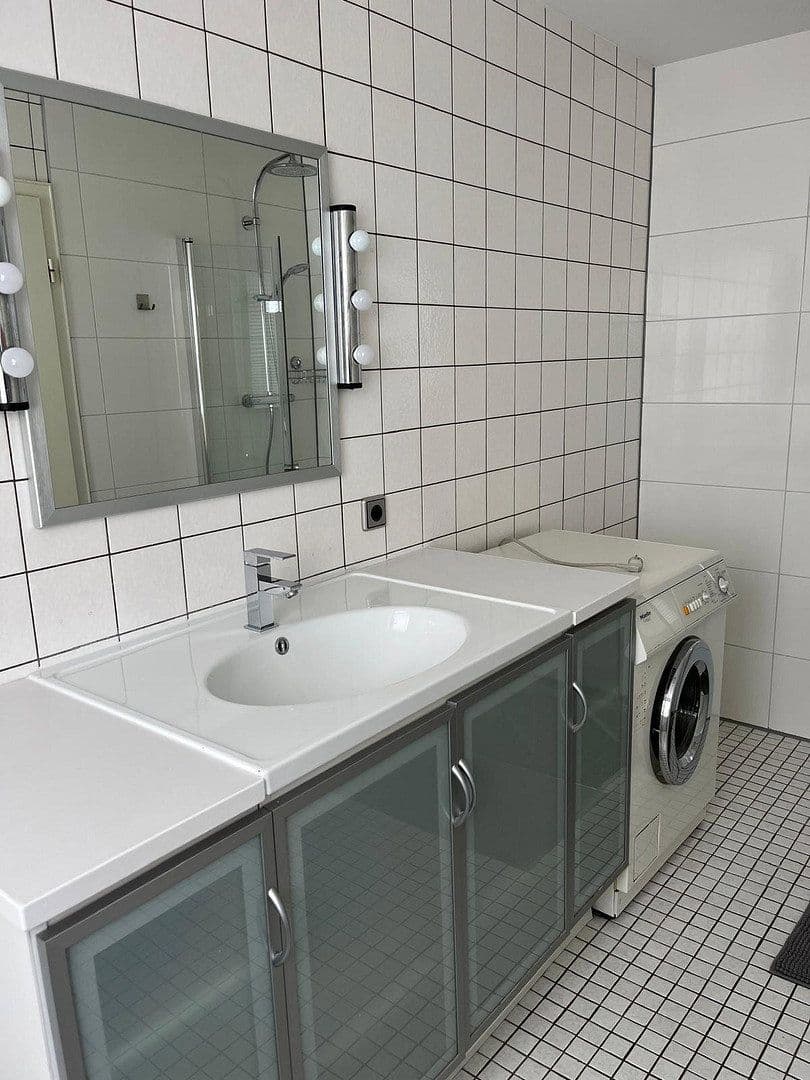 Prodej domu 230 m², pozemek 1.000 m², Am Eichenkamp 32, Nümbrecht, Severní Porýní-Vestfálsko Prodej domu 230 m², pozemek 1.000 m², Am Eichenkamp 32, Nümbrecht, Severní Porýní-Vestfálsko