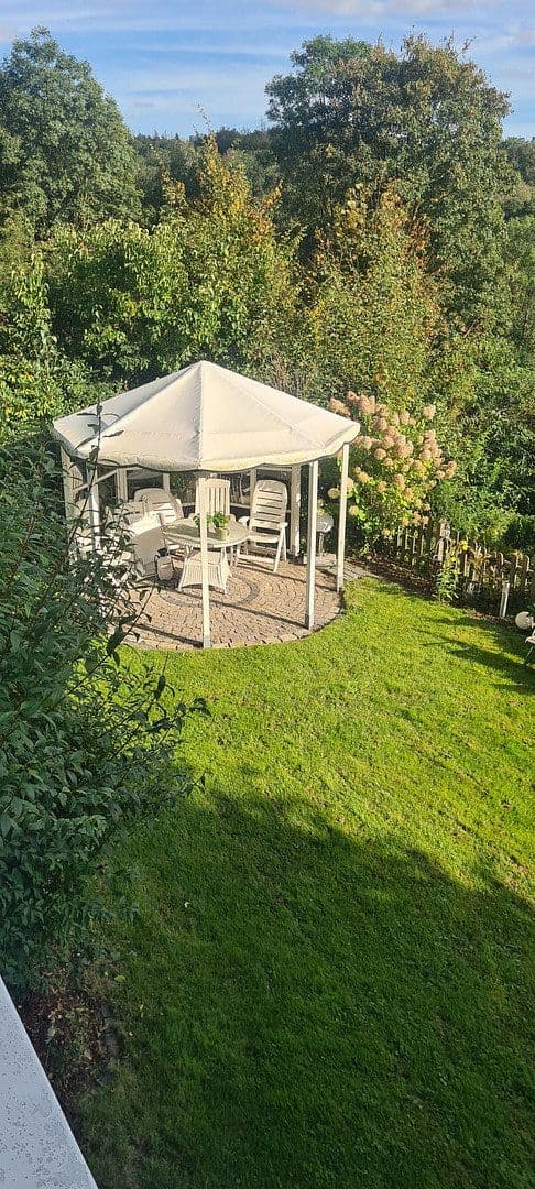 Prodej domu 230 m², pozemek 1.000 m², Am Eichenkamp 32, Nümbrecht, Severní Porýní-Vestfálsko Prodej domu 230 m², pozemek 1.000 m², Am Eichenkamp 32, Nümbrecht, Severní Porýní-Vestfálsko