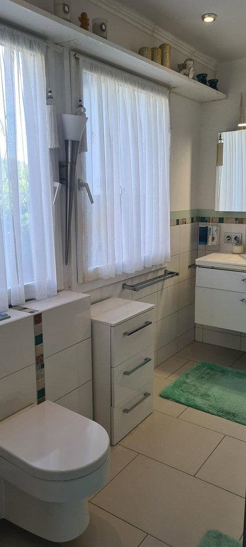 Prodej domu 230 m², pozemek 1.000 m², Am Eichenkamp 32, Nümbrecht, Severní Porýní-Vestfálsko Prodej domu 230 m², pozemek 1.000 m², Am Eichenkamp 32, Nümbrecht, Severní Porýní-Vestfálsko
