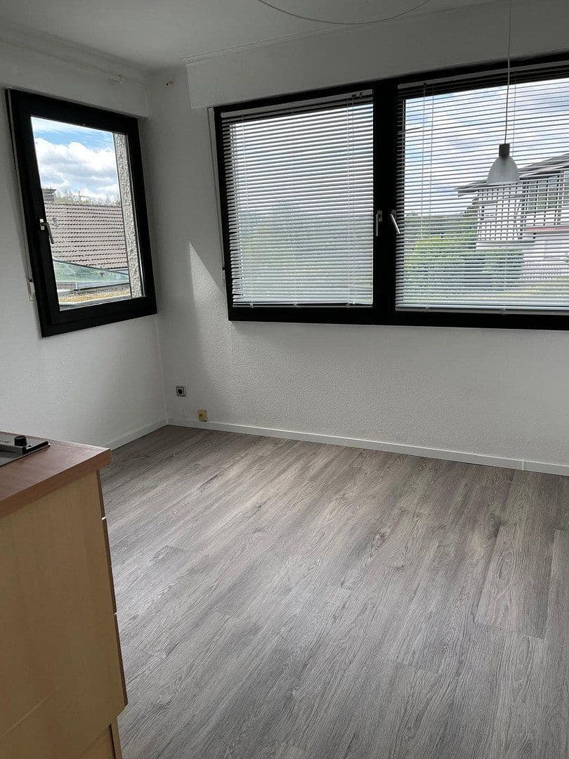 Prodej domu 230 m², pozemek 1.000 m², Am Eichenkamp 32, Nümbrecht, Severní Porýní-Vestfálsko Prodej domu 230 m², pozemek 1.000 m², Am Eichenkamp 32, Nümbrecht, Severní Porýní-Vestfálsko