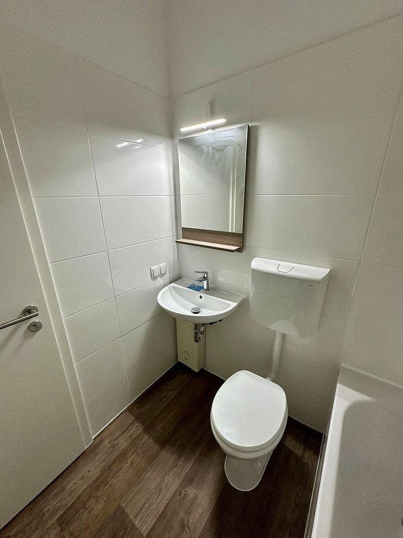 Pronájem bytu 2+1 53 m², Kaiserslautern, Porýní-Falc Pronájem bytu 2+1 53 m², Kaiserslautern, Porýní-Falc