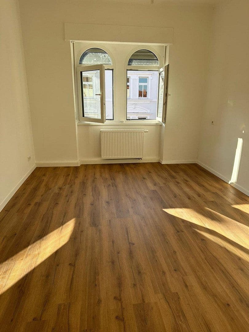 Pronájem bytu 2+1 53 m², Kaiserslautern, Porýní-Falc Pronájem bytu 2+1 53 m², Kaiserslautern, Porýní-Falc