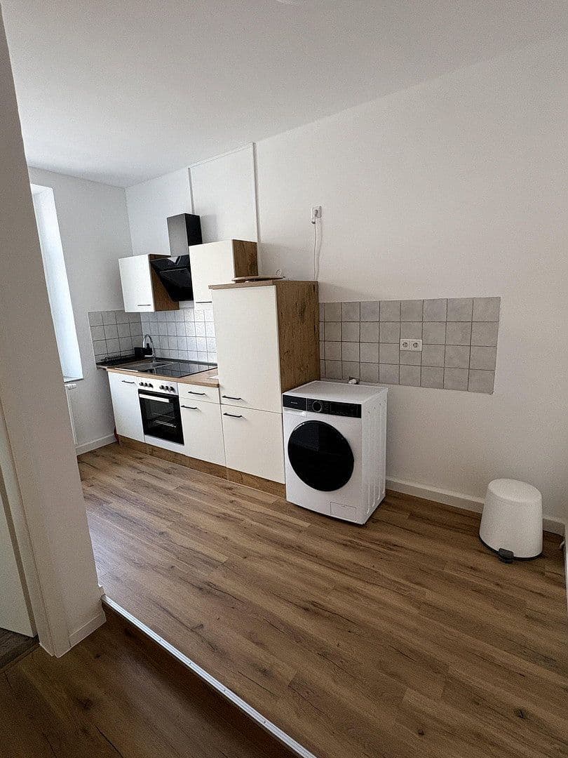 Pronájem bytu 2+1 53 m², Kaiserslautern, Porýní-Falc Pronájem bytu 2+1 53 m², Kaiserslautern, Porýní-Falc