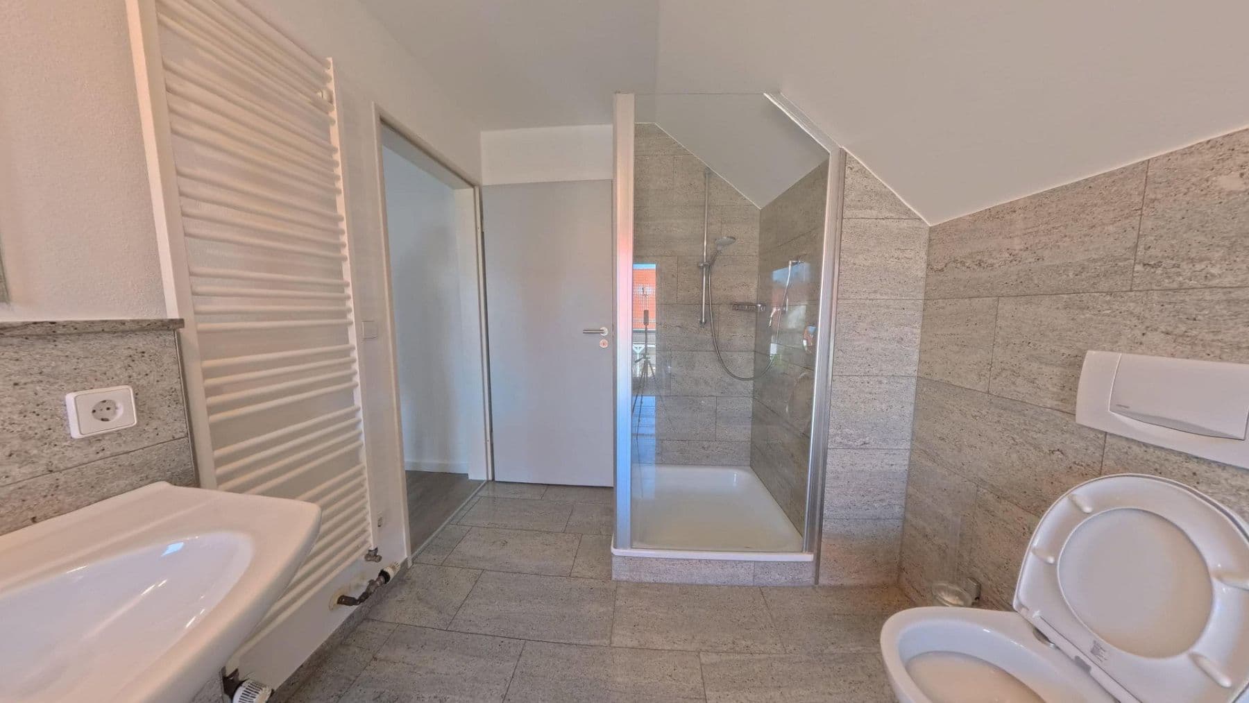 Prodej domu 230 m², pozemek 680 m², Am Hohen Rain 38, Ulm, Bádensko-Württembersko Prodej domu 230 m², pozemek 680 m², Am Hohen Rain 38, Ulm, Bádensko-Württembersko