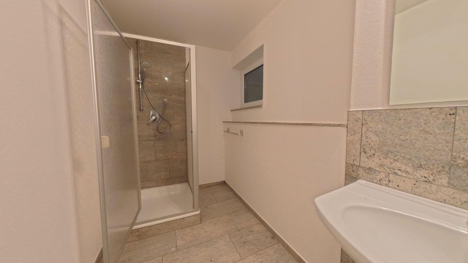 Prodej domu 230 m², pozemek 680 m², Am Hohen Rain 38, Ulm, Bádensko-Württembersko Prodej domu 230 m², pozemek 680 m², Am Hohen Rain 38, Ulm, Bádensko-Württembersko