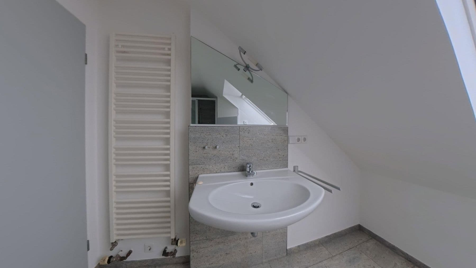 Prodej domu 230 m², pozemek 680 m², Am Hohen Rain 38, Ulm, Bádensko-Württembersko Prodej domu 230 m², pozemek 680 m², Am Hohen Rain 38, Ulm, Bádensko-Württembersko