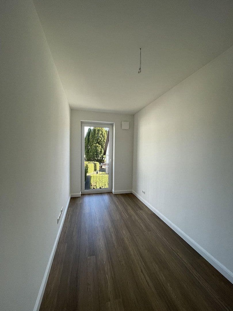 Pronájem domu 145 m², pozemek 44 m², Meiendorferstrasse, 97, Hamburg, Hamburg Pronájem domu 145 m², pozemek 44 m², Meiendorferstrasse, 97, Hamburg, Hamburg