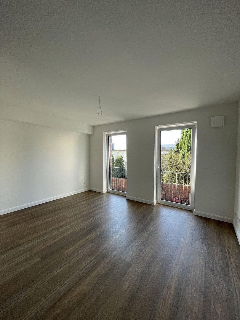 Pronájem domu 145 m², pozemek 44 m², Meiendorferstrasse, 97, Hamburg, Hamburg Pronájem domu 145 m², pozemek 44 m², Meiendorferstrasse, 97, Hamburg, Hamburg