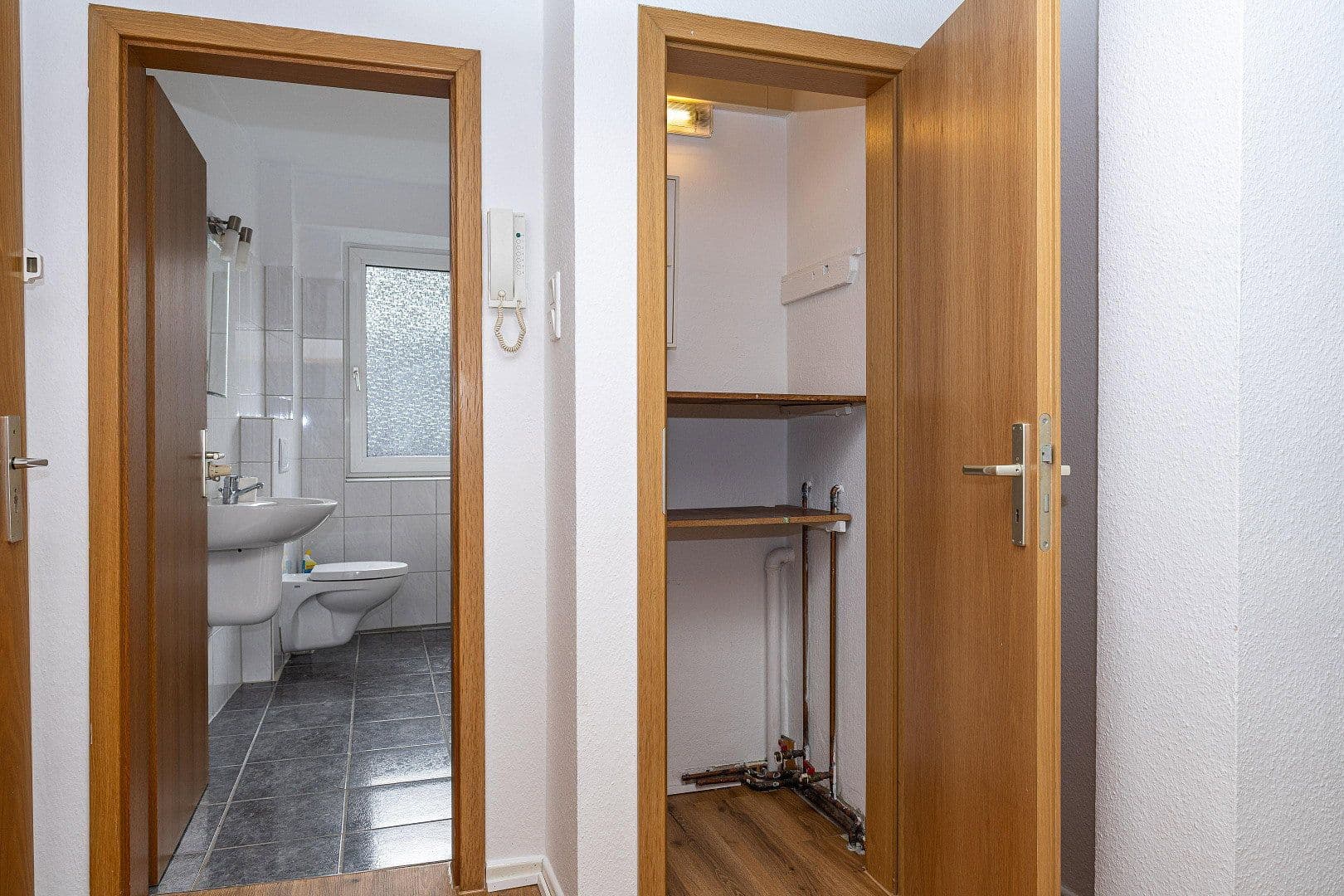 Pronájem bytu 3+1 69 m², Vestische Straße 2a, Oberhausen, Severní Porýní-Vestfálsko Pronájem bytu 3+1 69 m², Vestische Straße 2a, Oberhausen, Severní Porýní-Vestfálsko