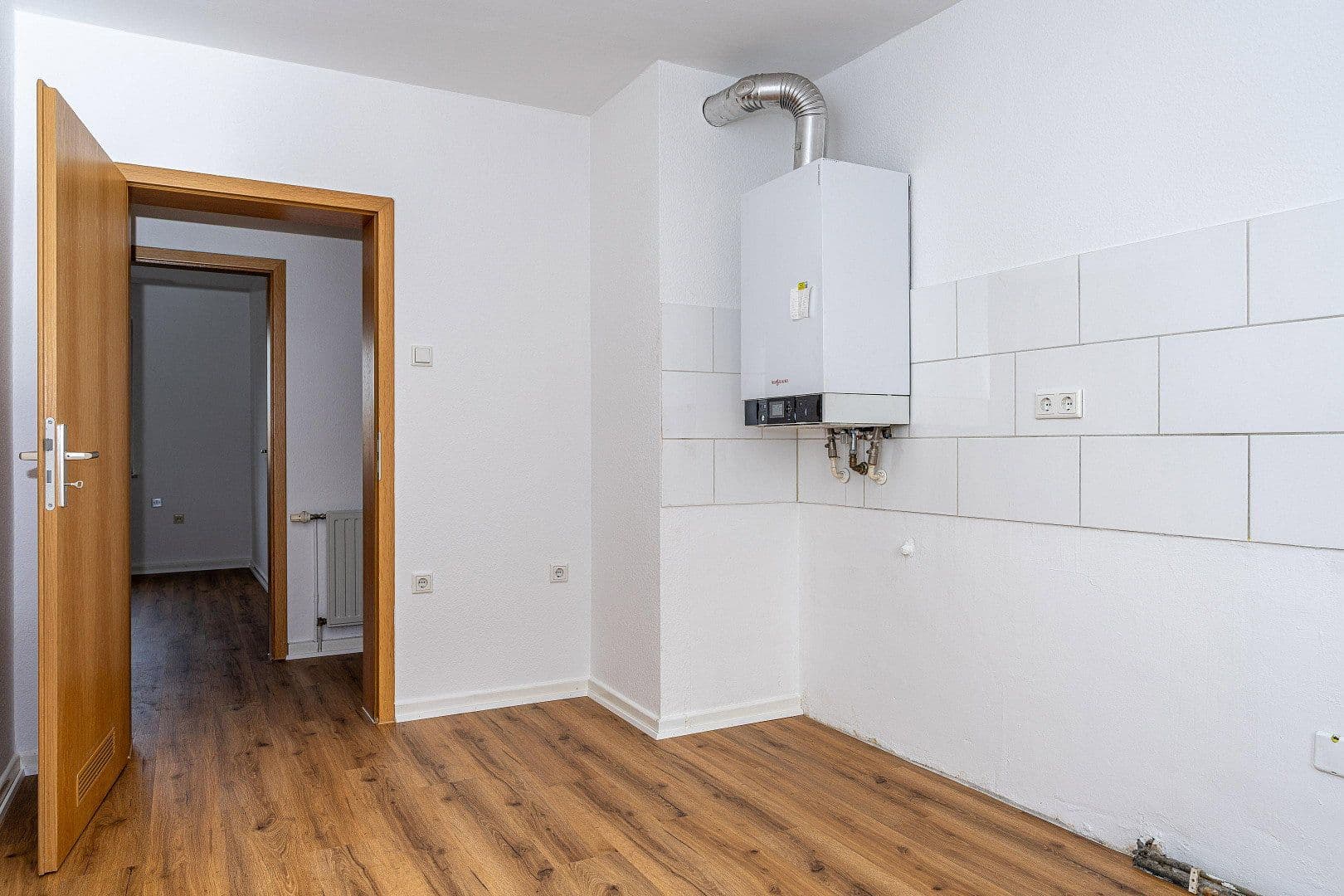 Pronájem bytu 3+1 69 m², Vestische Straße 2a, Oberhausen, Severní Porýní-Vestfálsko Pronájem bytu 3+1 69 m², Vestische Straße 2a, Oberhausen, Severní Porýní-Vestfálsko