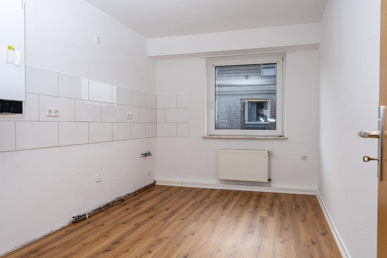 Pronájem bytu 3+1 69 m², Vestische Straße 2a, Oberhausen, Severní Porýní-Vestfálsko Pronájem bytu 3+1 69 m², Vestische Straße 2a, Oberhausen, Severní Porýní-Vestfálsko