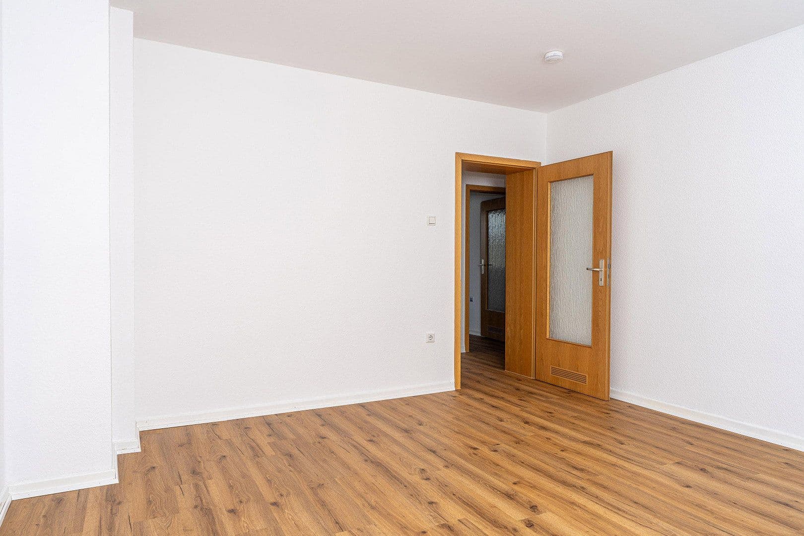 Pronájem bytu 3+1 69 m², Vestische Straße 2a, Oberhausen, Severní Porýní-Vestfálsko Pronájem bytu 3+1 69 m², Vestische Straße 2a, Oberhausen, Severní Porýní-Vestfálsko