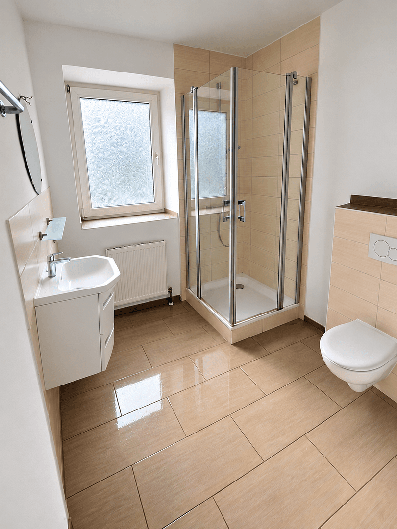 Pronájem bytu 1+1 14 m², Bahnhofstraße 13, Münchberg, Bavorsko Pronájem bytu 1+1 14 m², Bahnhofstraße 13, Münchberg, Bavorsko