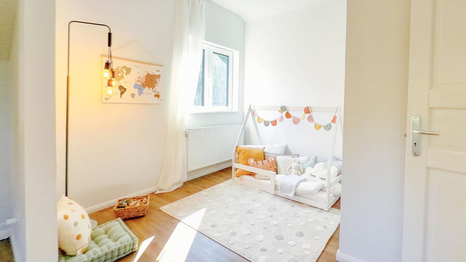Prodej domu 136 m², pozemek 501 m², Ahrensburg, Šlesvicko-Holštýnsko Prodej domu 136 m², pozemek 501 m², Ahrensburg, Šlesvicko-Holštýnsko
